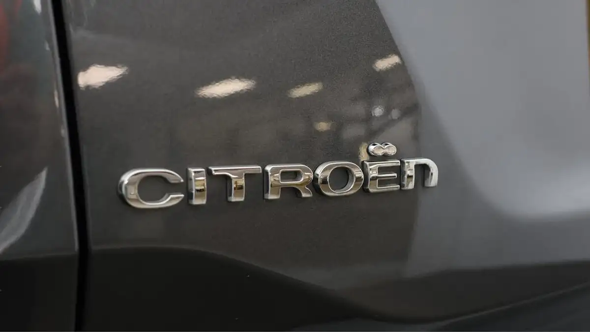 2021-citroen-c4-15bluehdi-shine-plus-big-22
