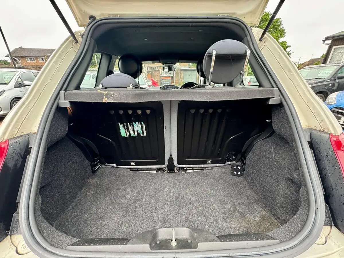 2019-fiat-500-12-lounge-big-34