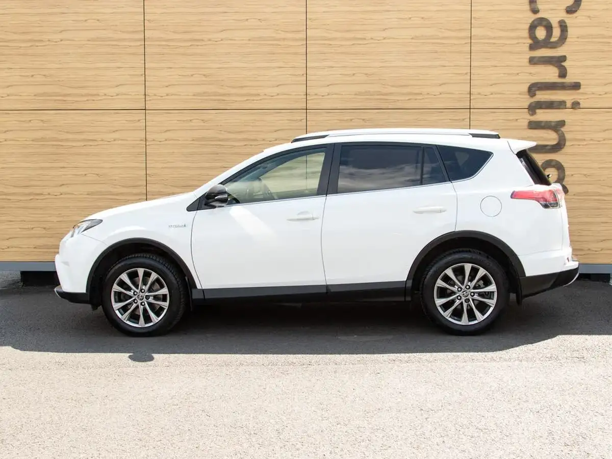 2016-toyota-rav4-25-vvt-i-excel-tss-navi-cvt-big-12