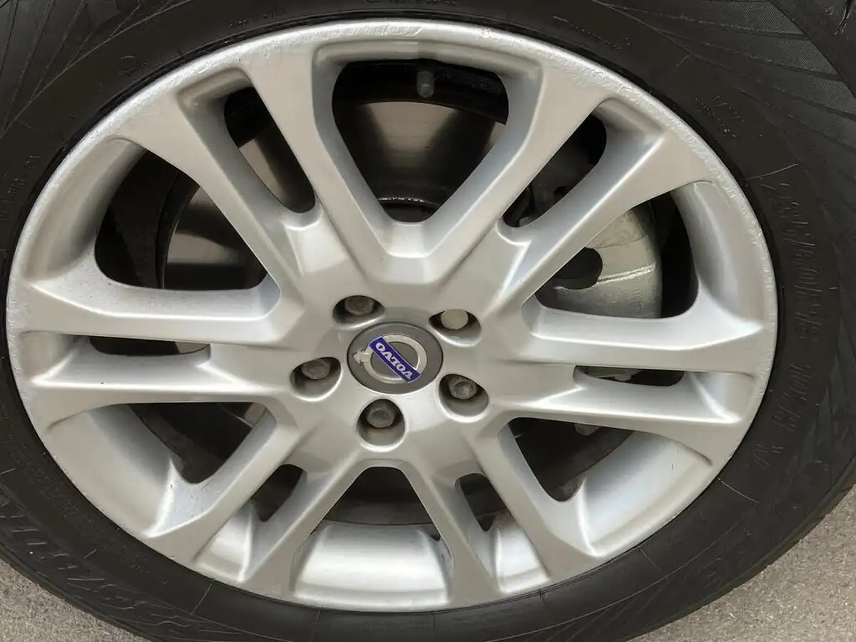 2015-volvo-xc60-24td-d5-se-lux-215bhp-geartronic-big-29