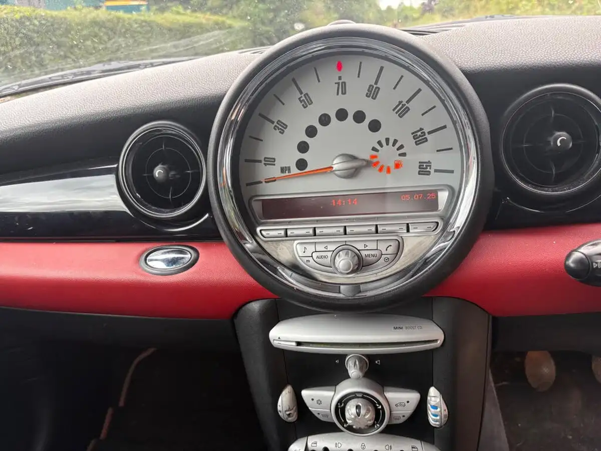 2007-mini-cooper-16td-cooper-d-110bhp-big-22