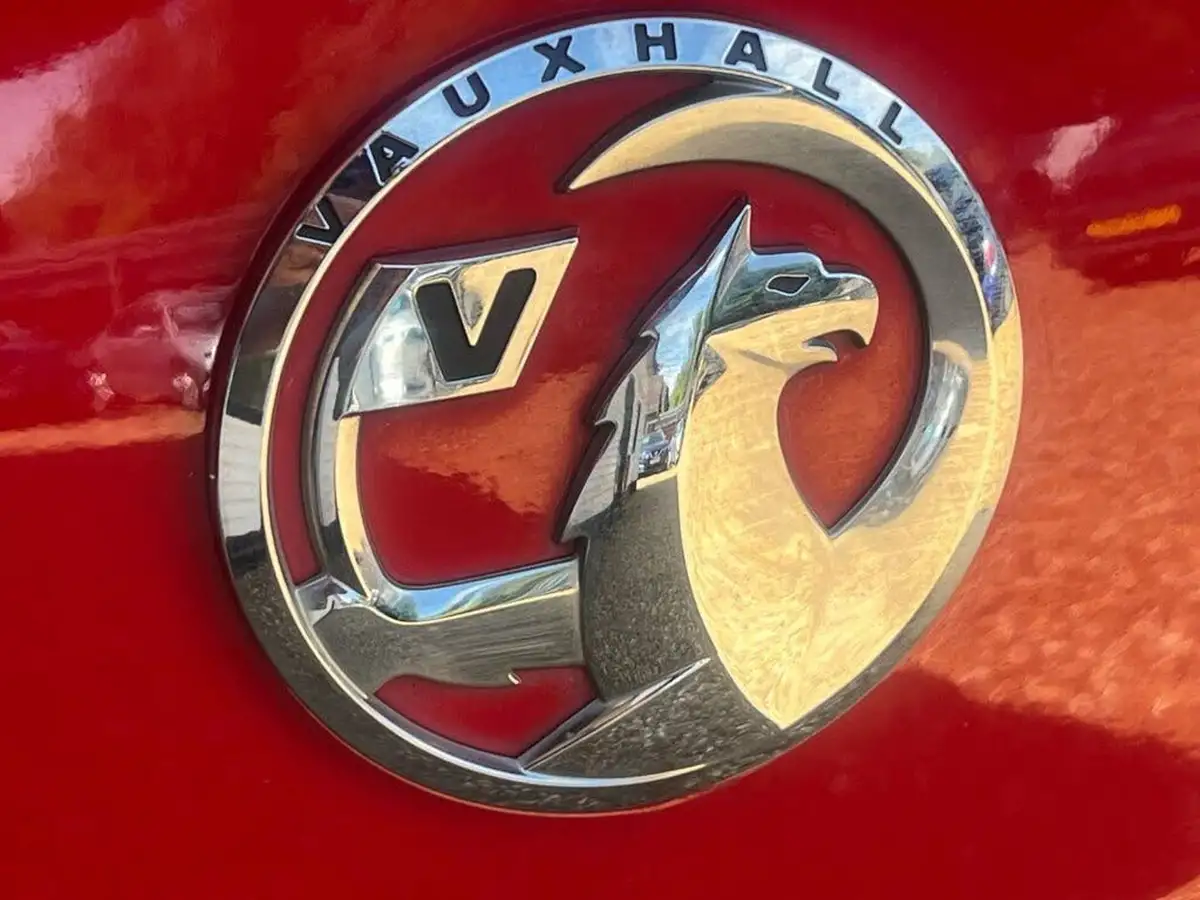 2014-vauxhall-gtc-14-sport-120ps-ss-big-8