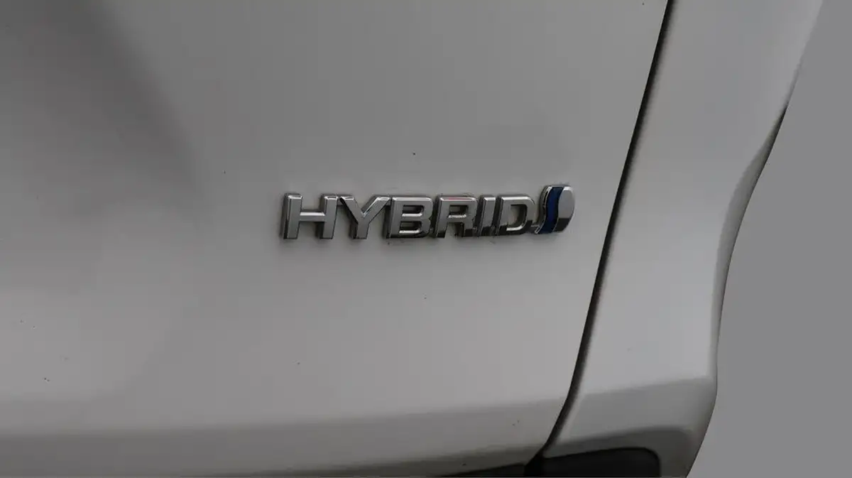 2021-toyota-rav4-25-vvt-i-design-215bhp-big-36