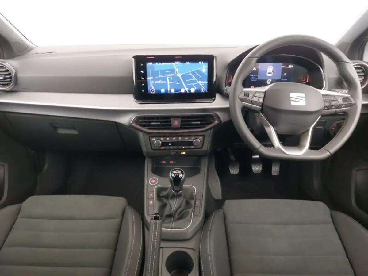 2025-seat-ibiza-10-tsi-xcellence-115ps-big-2