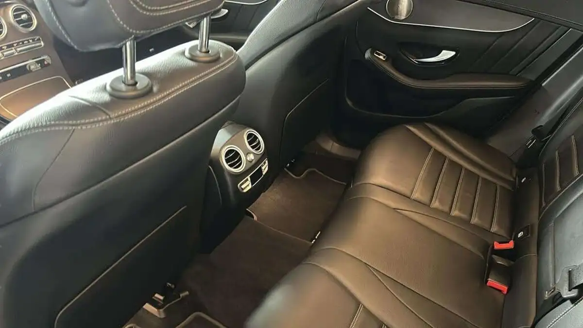 2021-mercedes-benz-glc-class-20d-glc300d-amg-line-premium-plus-245ps-station-wagon-5d-big-46