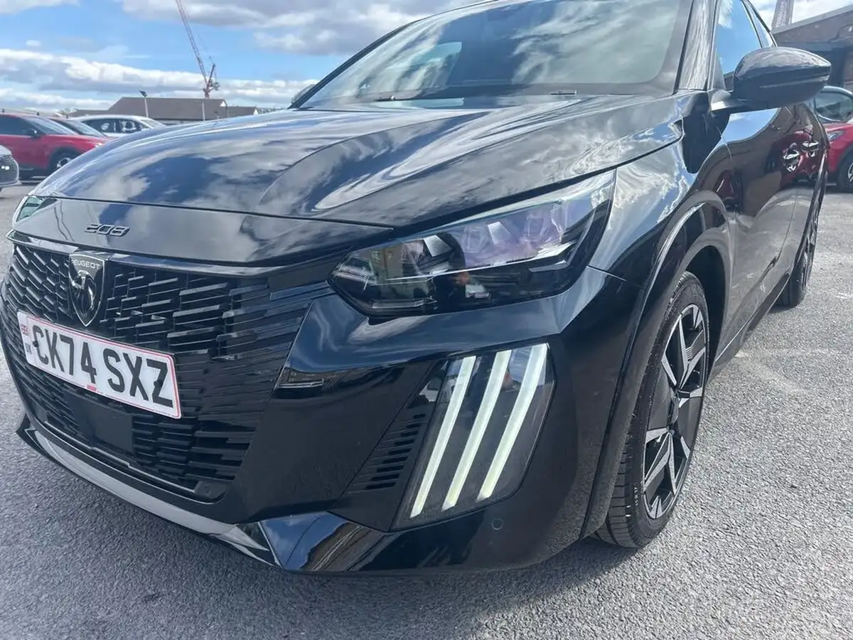 2025-peugeot-208-12-puretech-gt-136ps-hybrid-e-dsc6-big-34