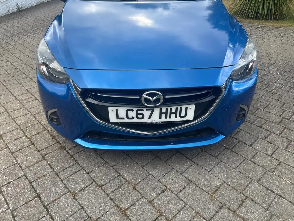 2017-mazda-mazda2-15-sport-nav-90ps-big-15