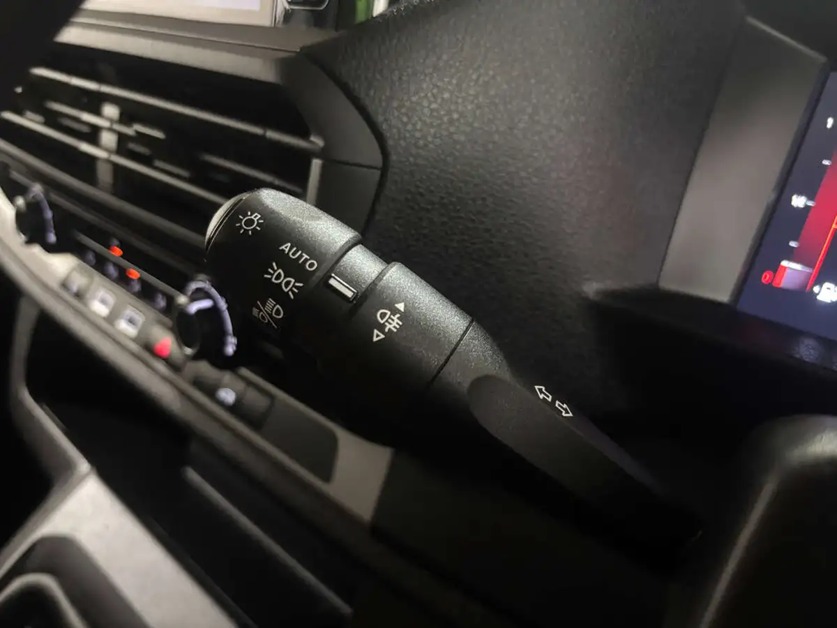 2024-vauxhall-vivaro-20td-xl-prime-panel-big-14