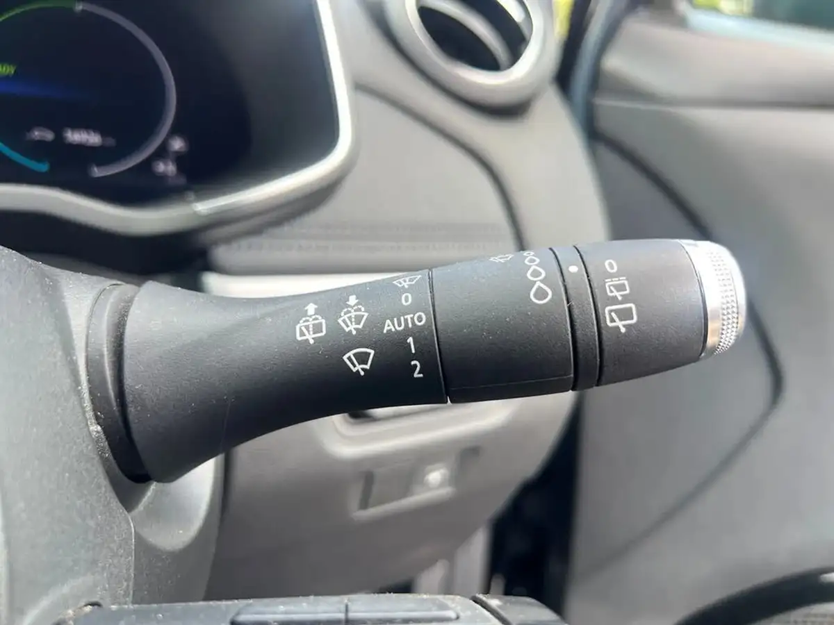 2020-renault-zoe-e-i-gt-line-big-39