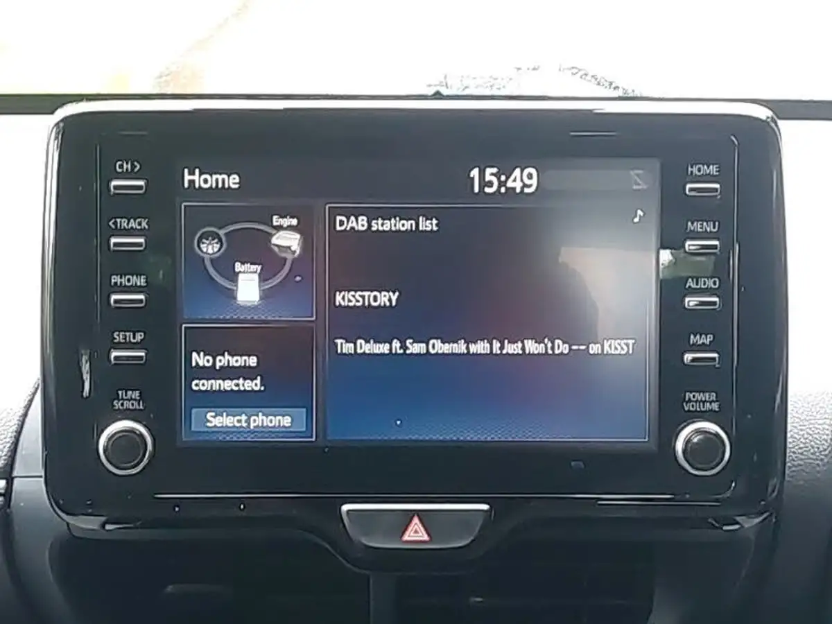 2022-toyota-yaris-cross-15-vvt-i-icon-big-9