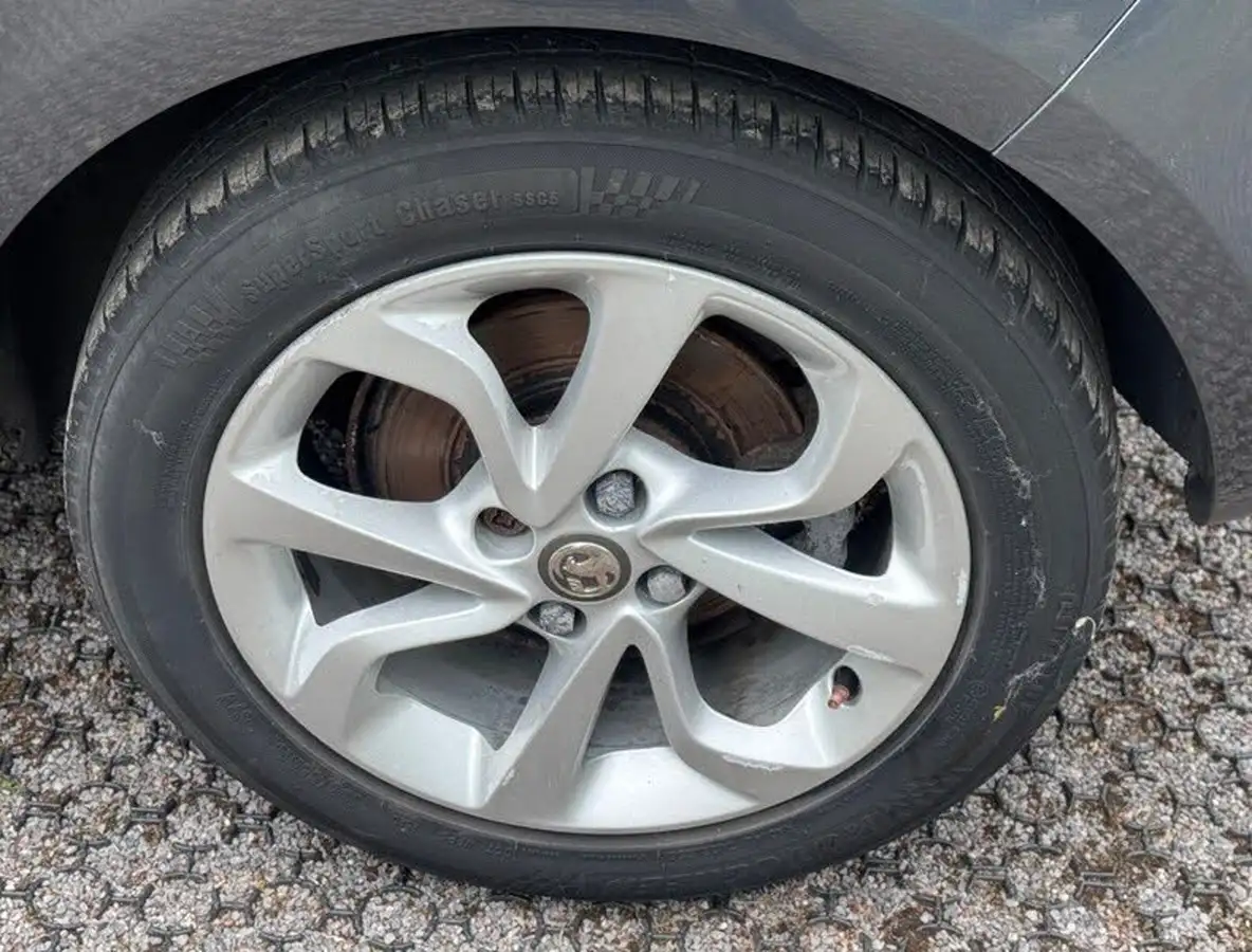 2014-vauxhall-corsa-13cdti-excite-acss-3d-big-29