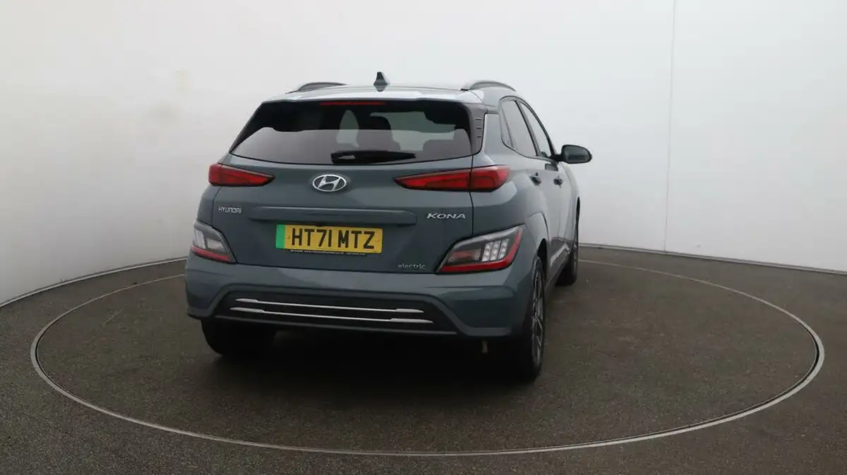 2022-hyundai-kona-e-premium-204ps-64kwh-7kw-obc-big-48