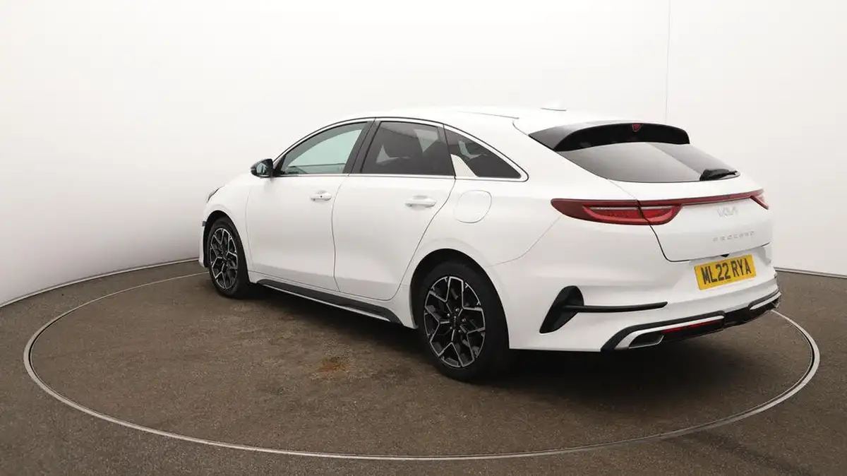 2022-kia-pro-ceed-15-t-gdi-gt-line-big-61