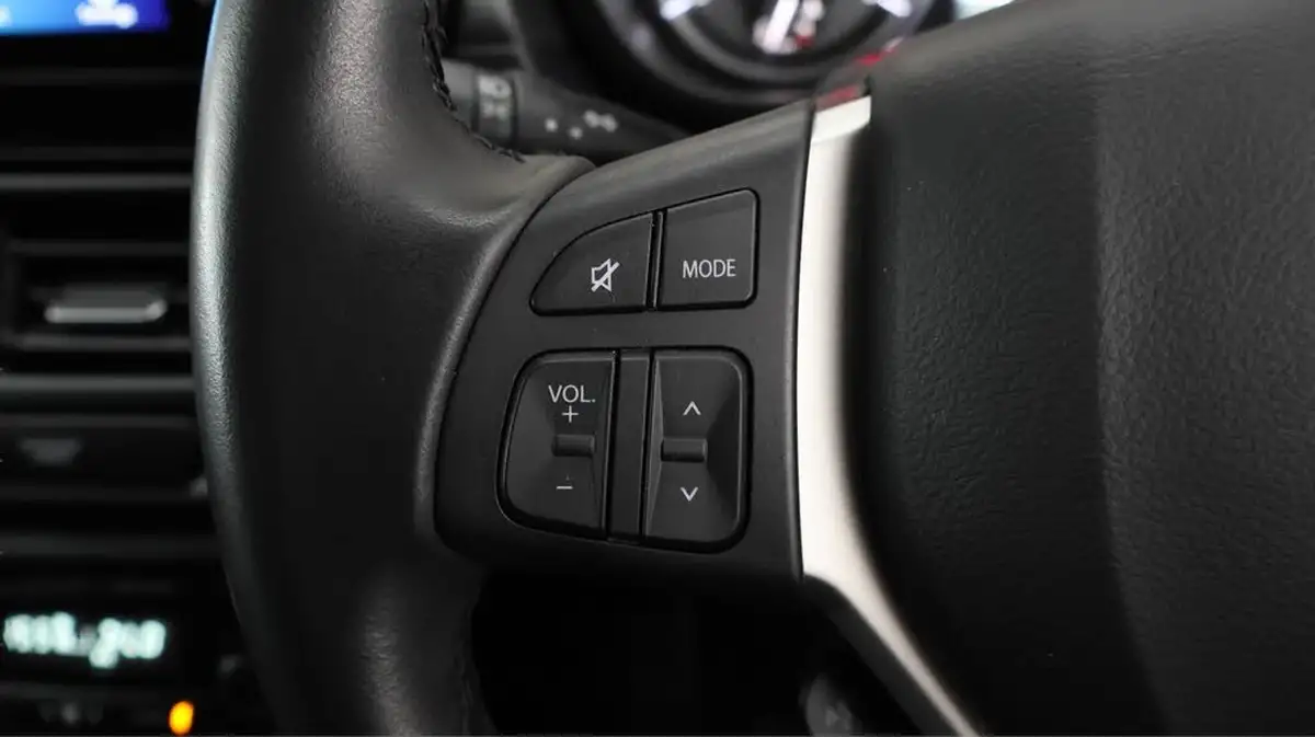 2023-suzuki-s-cross-14-boosterjet-motion-big-20