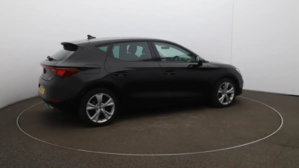 2021-seat-leon-14-e-hybrid-fr-hatchback-big-51