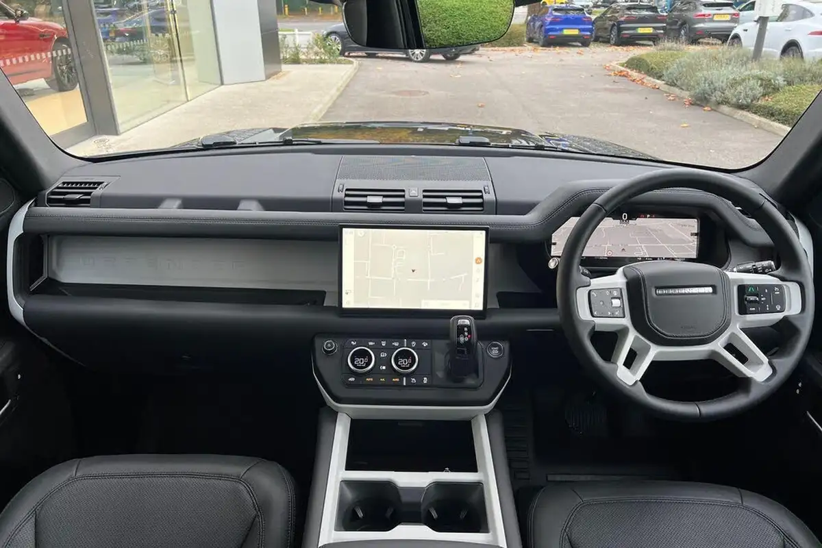2024-land-rover-90-defender-30-d350-x-dynamic-hse-big-2