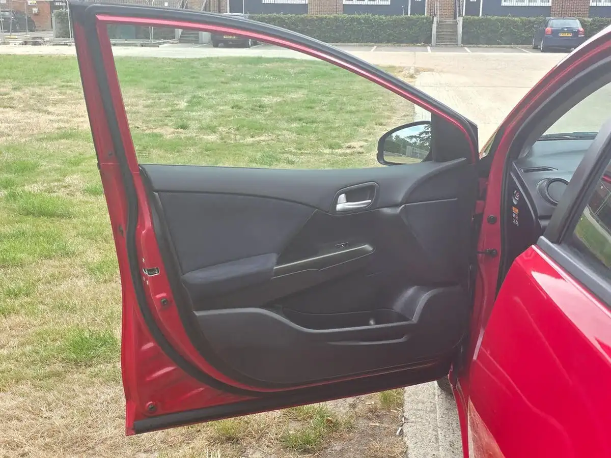 2013-honda-civic-18-ti-142ps-big-50