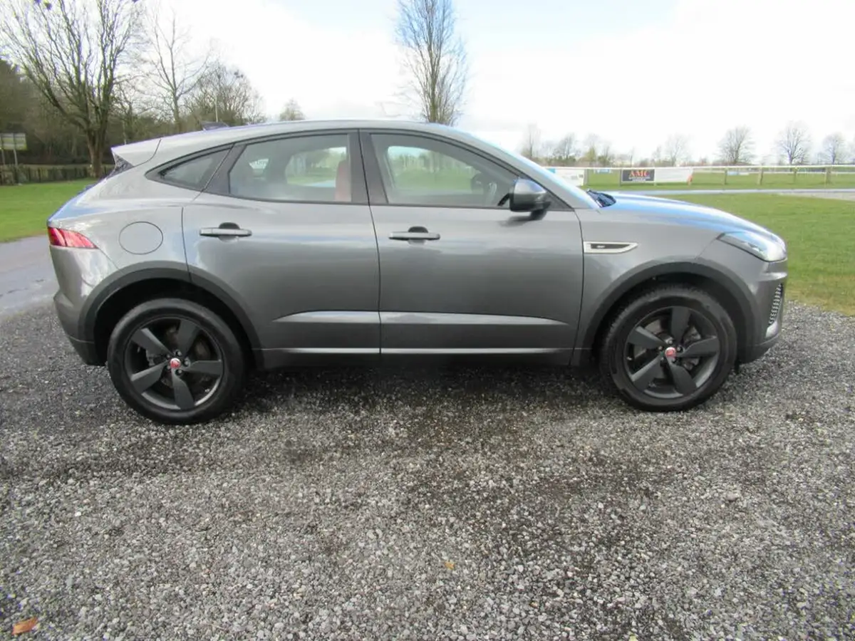 2019-jaguar-e-pace-20-i4-r-dynamic-se-249ps-big-6