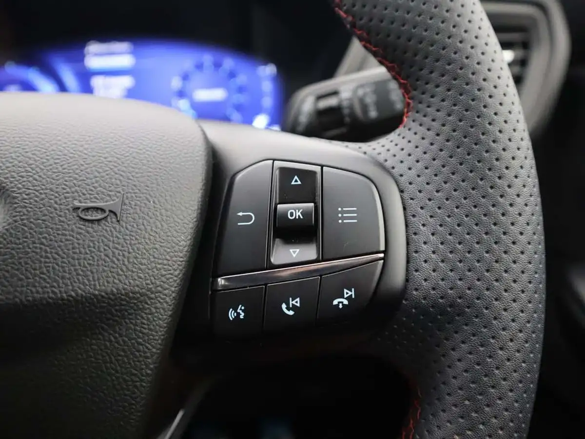 2023-ford-kuga-15t-st-line-edition-big-39