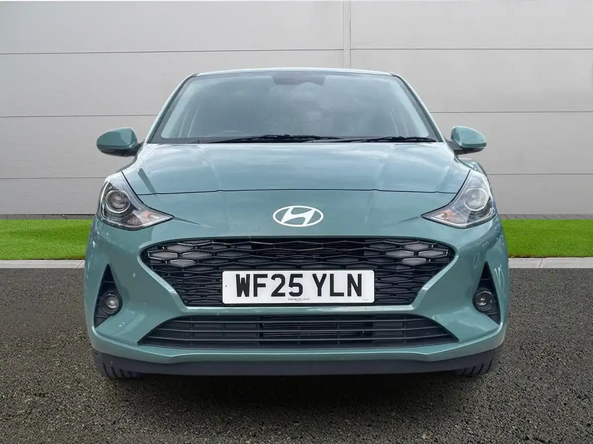 2025-hyundai-i10-12-premium-79ps-big-1