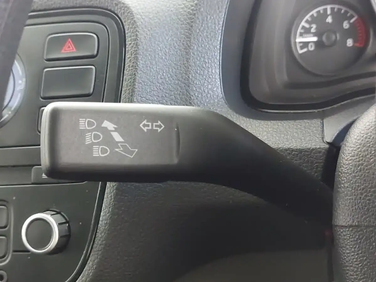 2016-skoda-citigo-10-mpi-colour-edition-5d-big-16