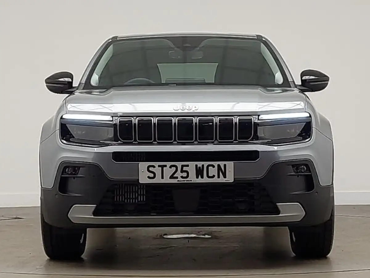 2025-jeep-avenger-12-gse-summit-big-11