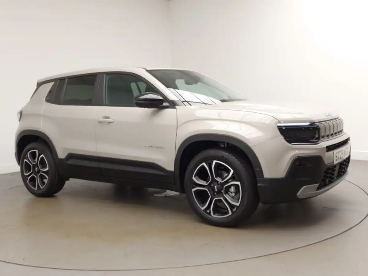 2025-jeep-avenger-12-gse-summit-big-12