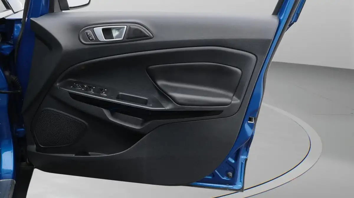2019-ford-ecosport-10t-titanium-100ps-ss-big-15
