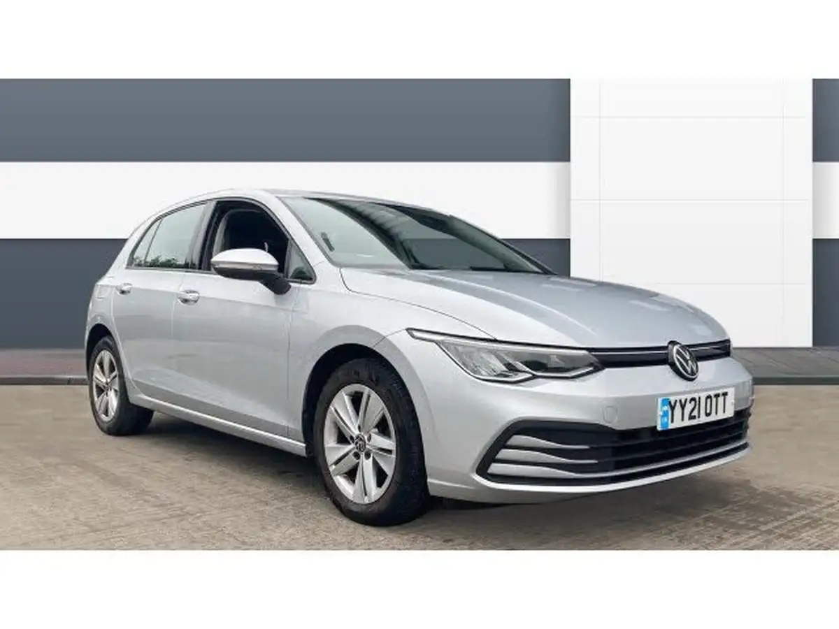 2021-volkswagen-golf-15-tsi-life-150ps-hatchback-big-0