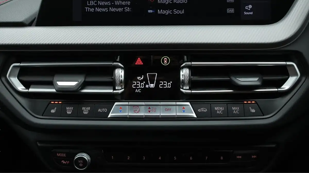2021-bmw-1-series-20-128ti-lcp-big-12