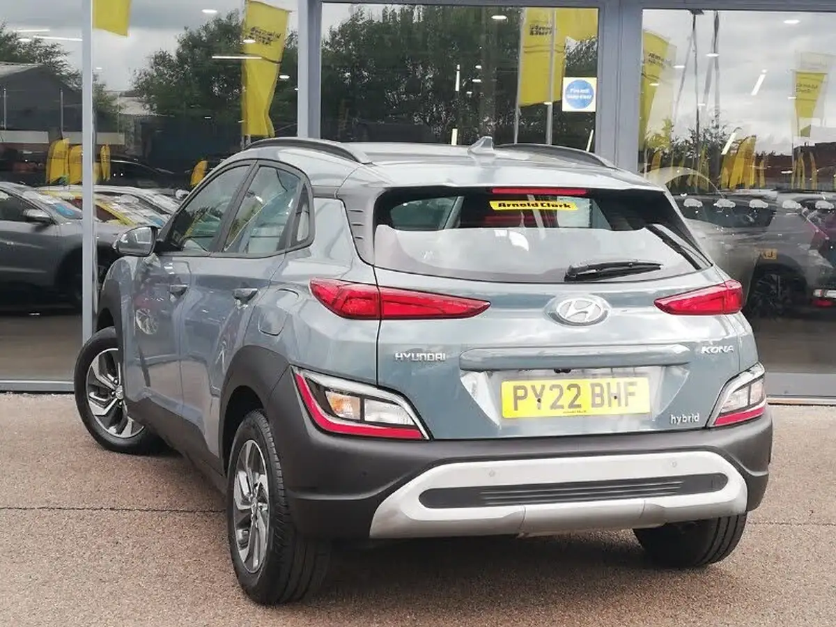 2022-hyundai-kona-16-gdi-se-connect-big-1
