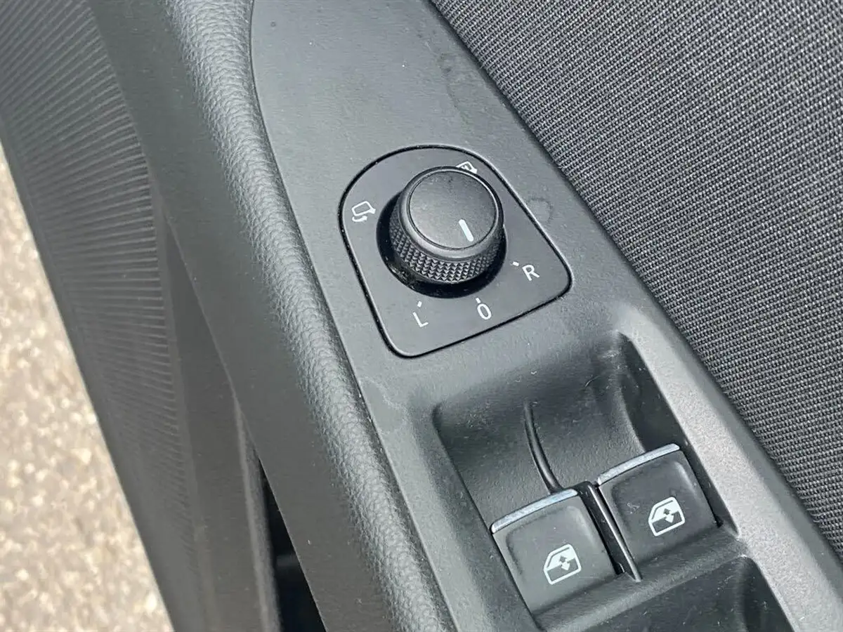 2018-seat-leon-20tdi-fr-technology-184ps-estate-5d-dsg-big-30