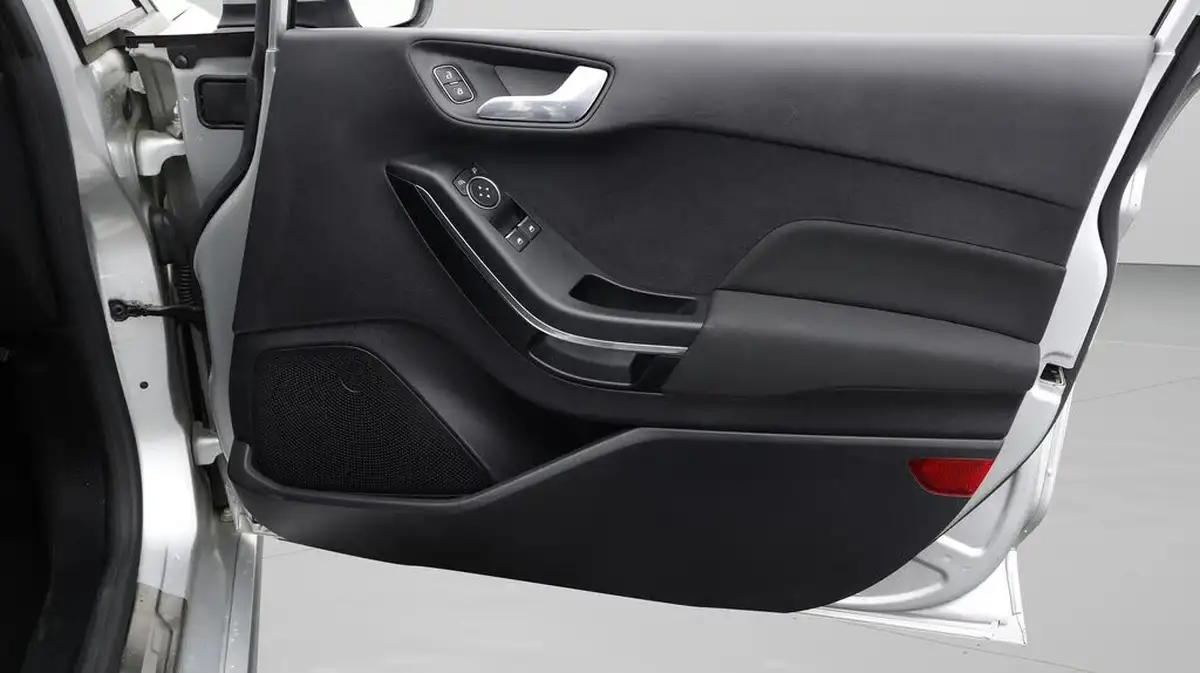 2019-ford-fiesta-10t-st-line-140ps-ss-5d-big-15