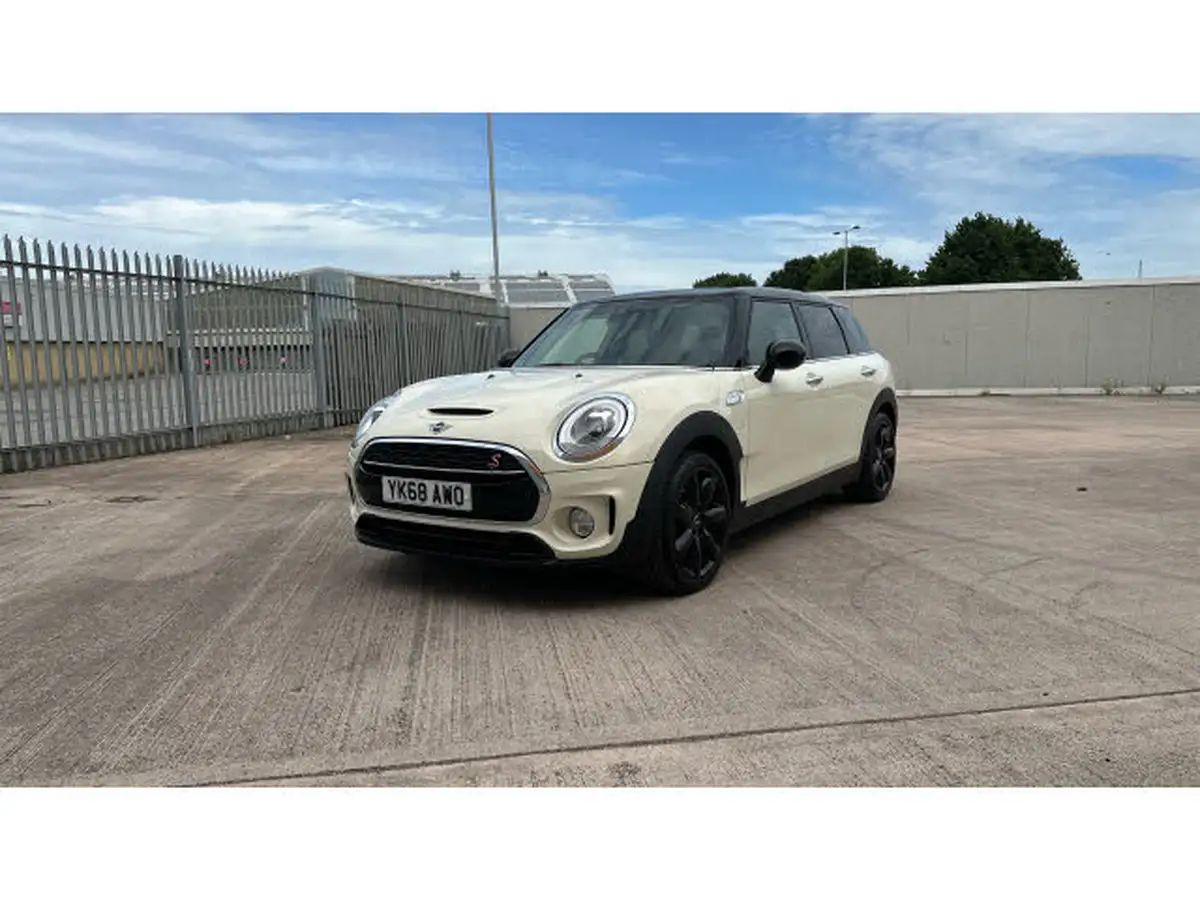 2018-mini-clubman-20td-cooper-sd-sport-auto-big-23
