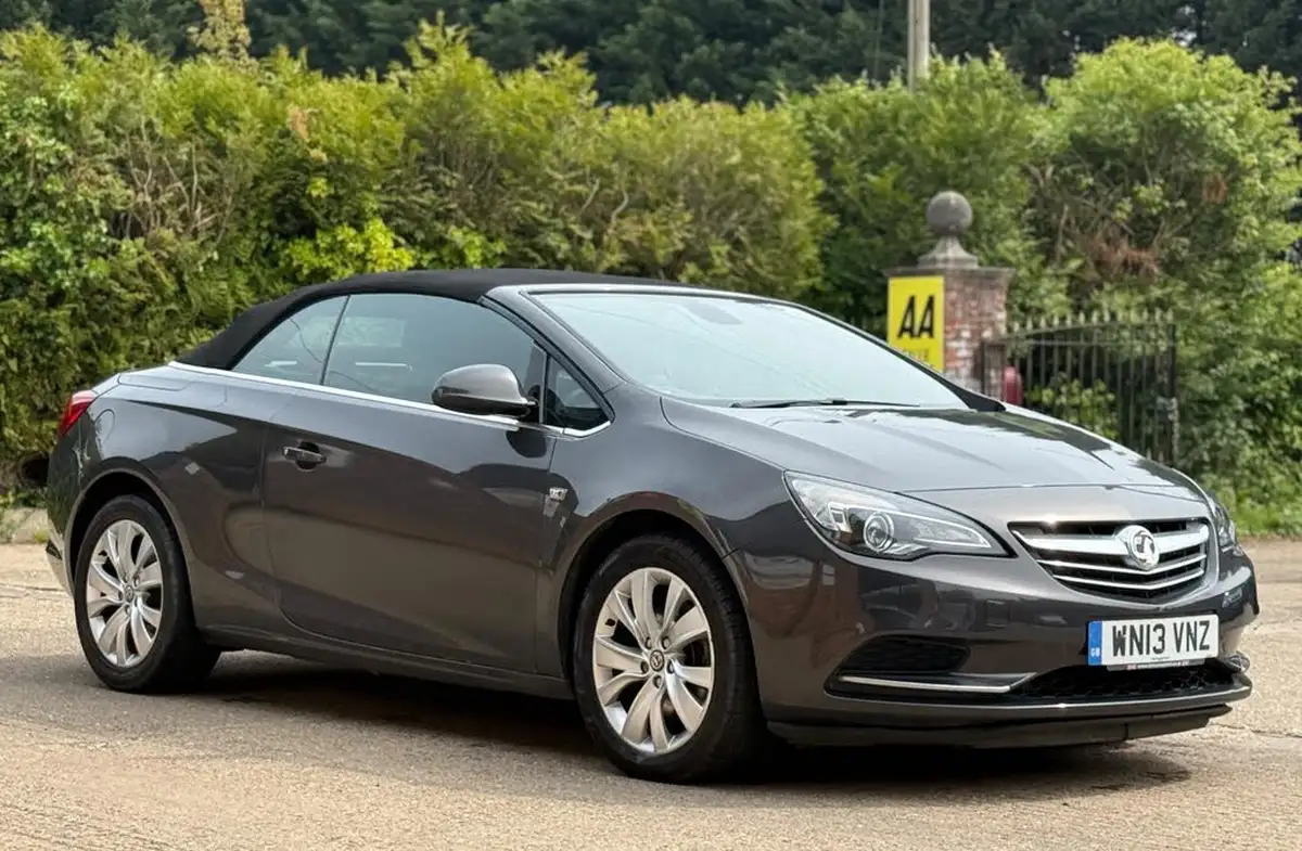 2013-vauxhall-cascada-20cdti-se-ss-big-17