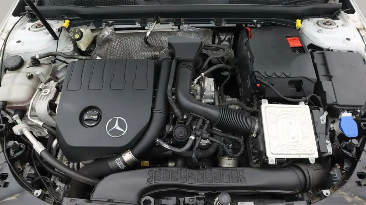 2020-mercedes-benz-a-class-13-a180-sport-executive-hatchback-5d-7g-dct-big-19