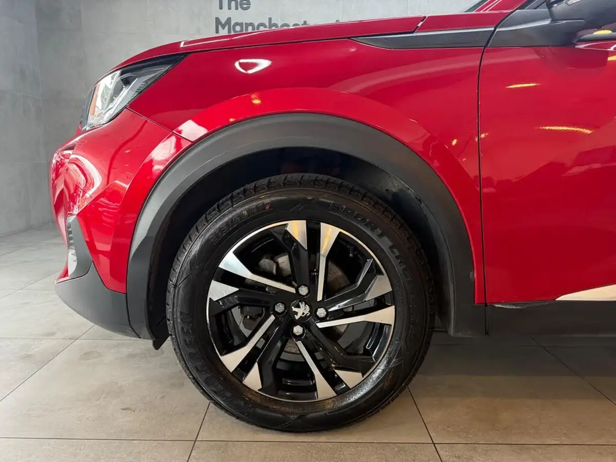 2022-peugeot-2008-suv-12-puretech-allure-premium-100bhp-big-17