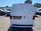 2022-volkswagen-transporter-20tdi-t28-highline-bmt-lwb-150pseu6dt-e-small-8