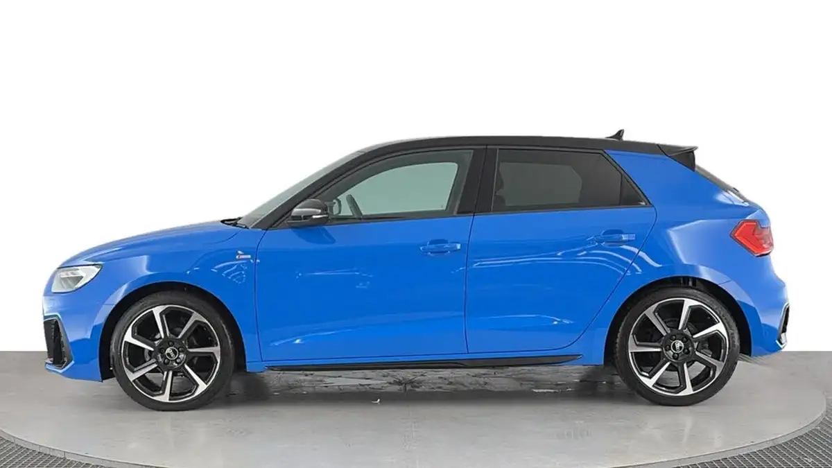 2022-audi-a1-10-25-tfsi-black-edition-big-6