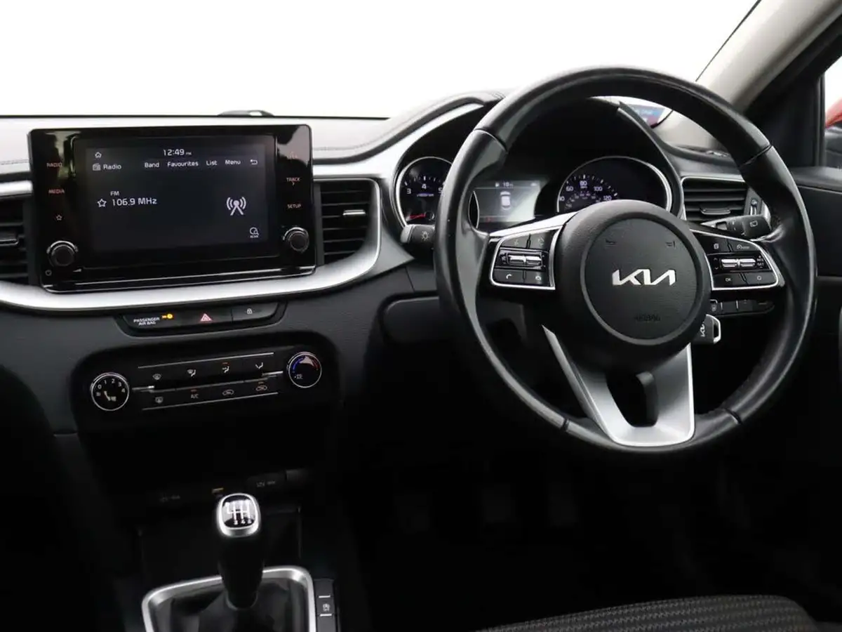 2022-kia-xceed-10-t-gdi-2-big-22