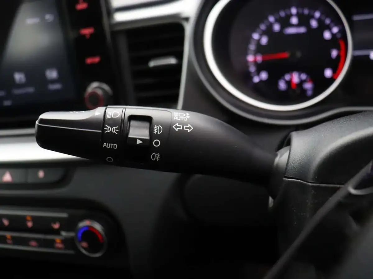 2022-kia-xceed-10-t-gdi-2-big-46