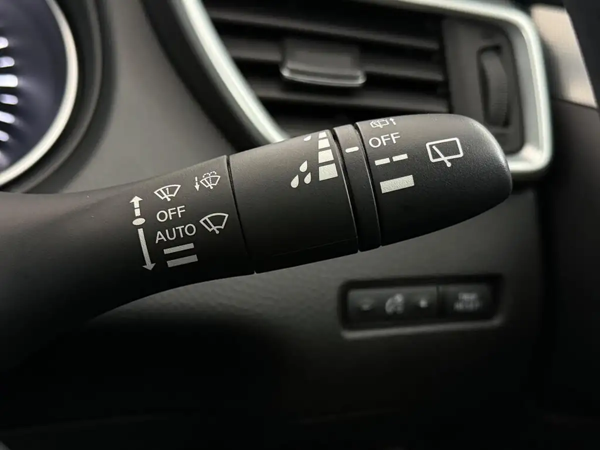 2021-nissan-qashqai-13-dig-t-n-motion-160ps-auto-big-25