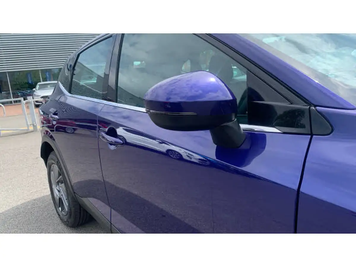 2023-nissan-qashqai-13-dig-t-acenta-premium-140ps-big-39