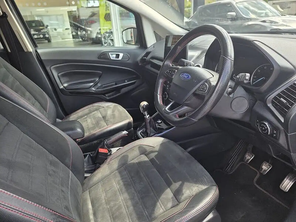 2018-ford-ecosport-10t-st-line-125ps-big-18