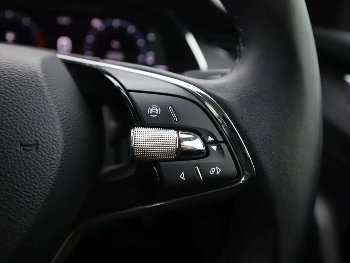2020-skoda-octavia-15-tsi-se-technology-act-hatchback-big-31