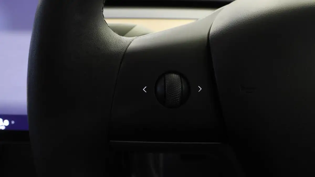 2023-tesla-model-3-e-long-range-346bhp-big-23
