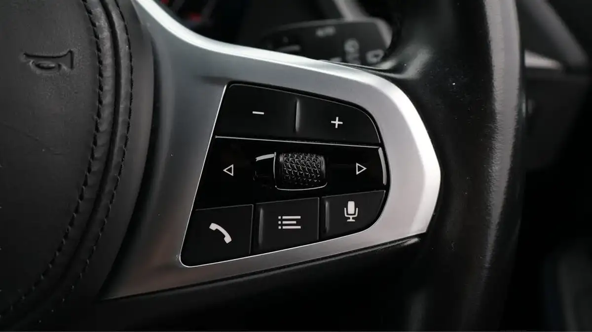2022-bmw-1-series-15-118i-m-sport-lcp-big-23