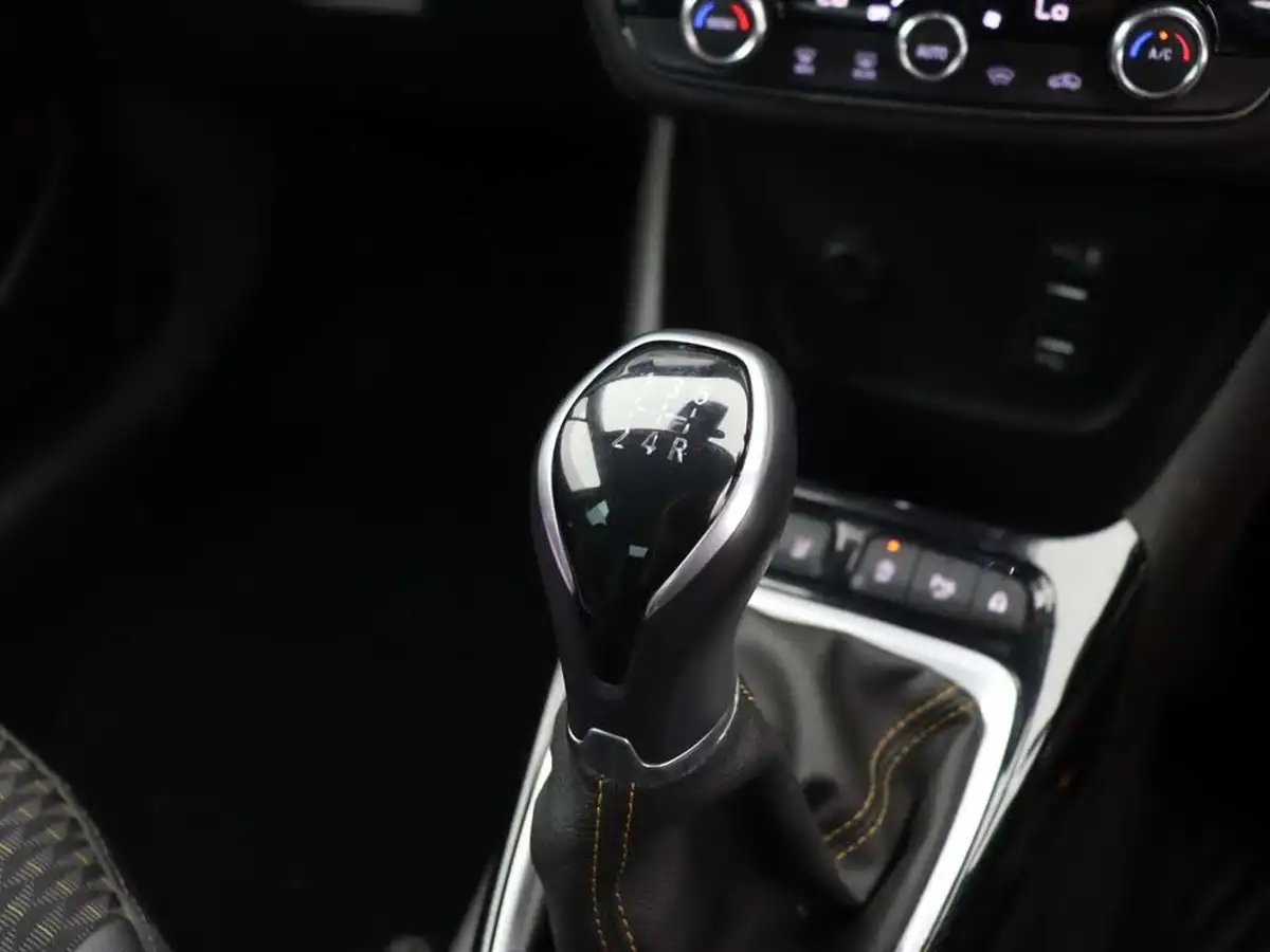 2021-vauxhall-crossland-x-12-business-edition-nav-83ps-big-27