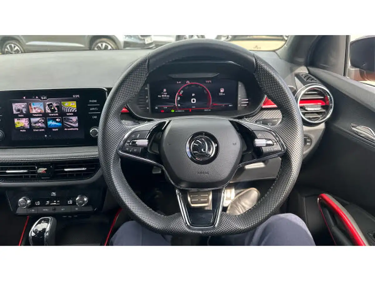 2023-skoda-fabia-10-tsi-monte-carlo-110ps-dsg-big-9