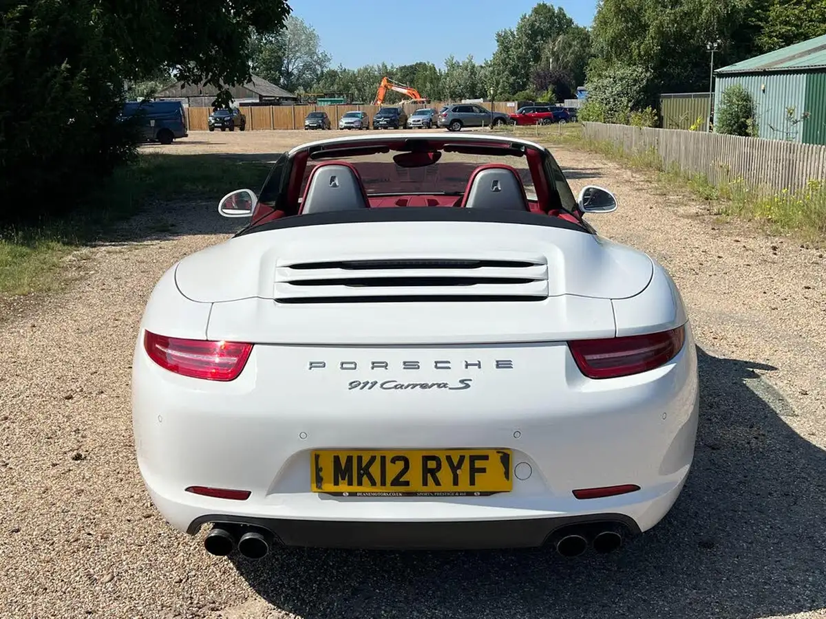 2012-porsche-911-38-carrera-s-400bhp-cabriolet-big-6
